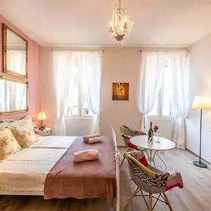  Appartement Old Romantic 3 Croatie